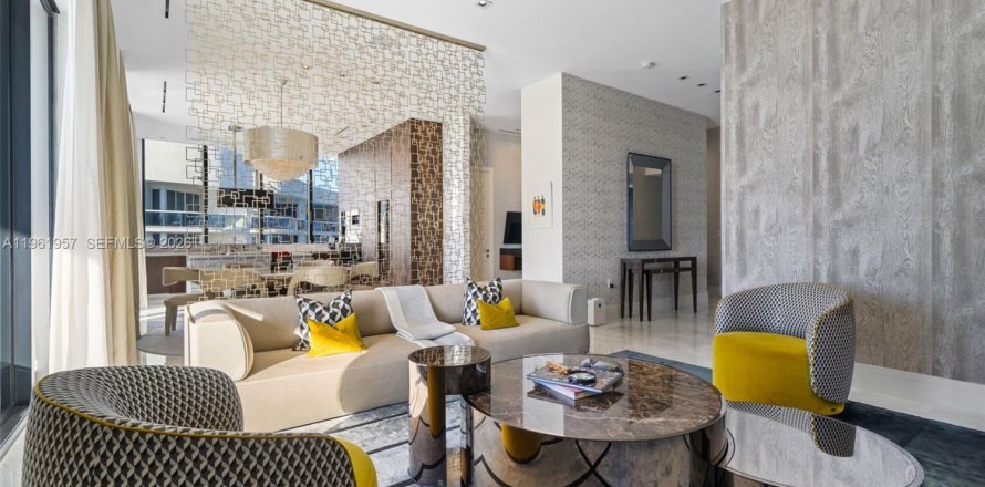 Condo à Sunny Isles Beach, Floride, 3 chambres № 2025016