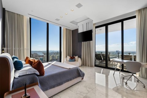 Copropriété à louer à Sunny Isles Beach, Floride: 3 chambres, 189.71 m2 № 2025016 - photo 19