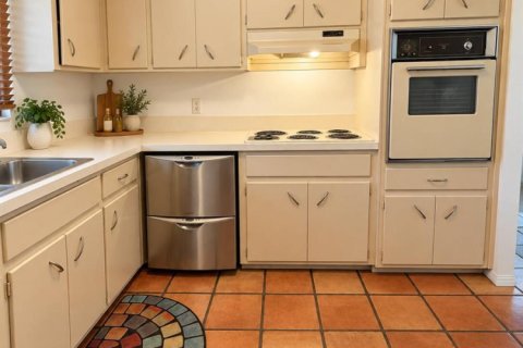 House in Lighthouse Point, Florida 2 bedrooms, 122.54 sq.m. № 2399827 - photo 10
