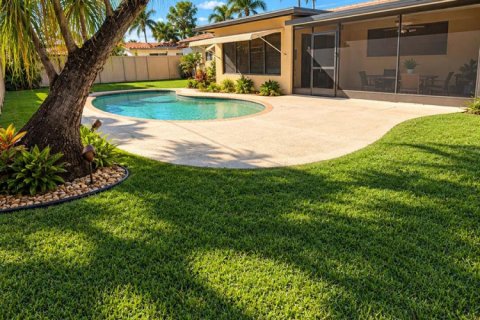 House in Lighthouse Point, Florida 2 bedrooms, 122.54 sq.m. № 2399827 - photo 13