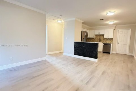 Villa ou maison à vendre à Fort Lauderdale, Floride: 4 chambres № 1893535 - photo 4