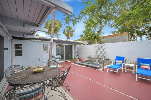 House in Lauderdale-by-the-Sea, Florida 2 bedrooms, 192.59 sq.m. № 2177378 - photo 28