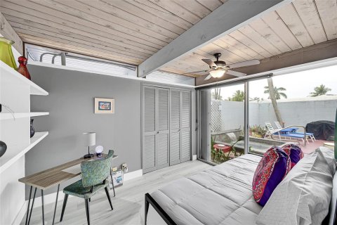 House in Lauderdale-by-the-Sea, Florida 2 bedrooms, 192.59 sq.m. № 2177378 - photo 25