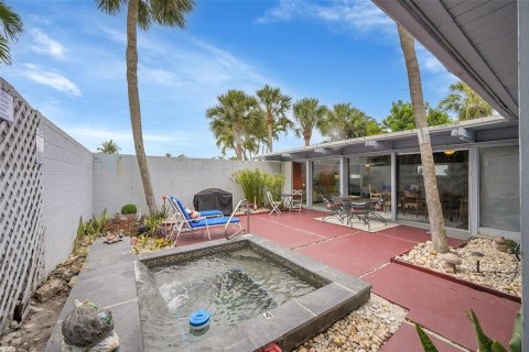 House in Lauderdale-by-the-Sea, Florida 2 bedrooms, 192.59 sq.m. № 2177378 - photo 29