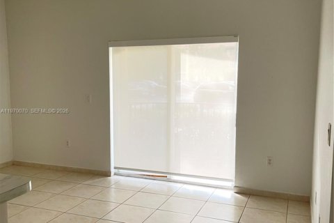 Copropriété à louer à Doral, Floride: 1 chambre, 60.39 m2 № 2030881 - photo 6