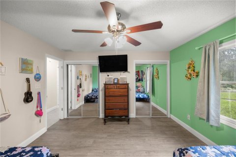 Villa ou maison à vendre à Silver Springs Shores, Floride: 4 chambres, 182.83 m2 № 1649870 - photo 12