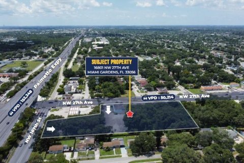 Commercial property in Miami Gardens, Florida № 1987262 - photo 5