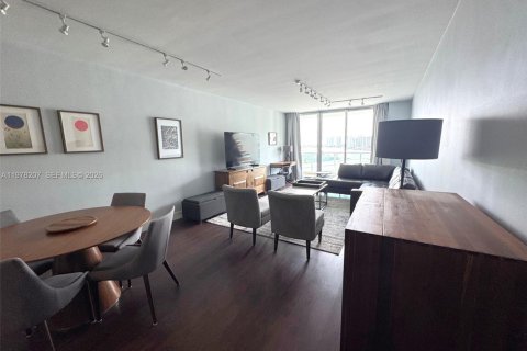 Condo in Sunny Isles Beach, Florida, 1 bedroom  № 2042126
