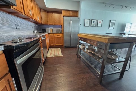 Condo in Sunny Isles Beach, Florida, 1 bedroom  № 2042126 - photo 7