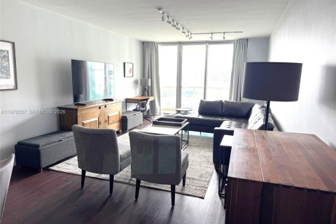 Condo in Sunny Isles Beach, Florida, 1 bedroom  № 2042126 - photo 2