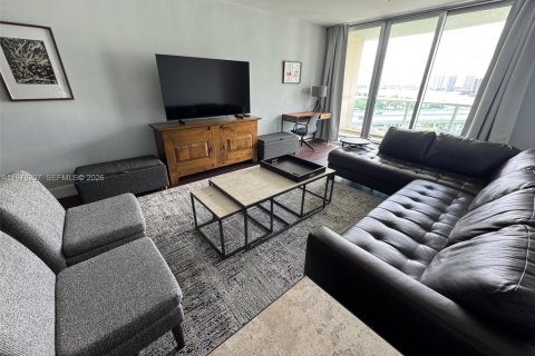 Condo in Sunny Isles Beach, Florida, 1 bedroom  № 2042126 - photo 3
