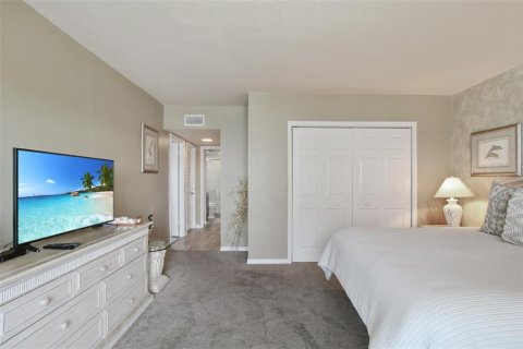 Condo in Longboat Key, Florida, 2 bedrooms  № 1829464 - photo 15