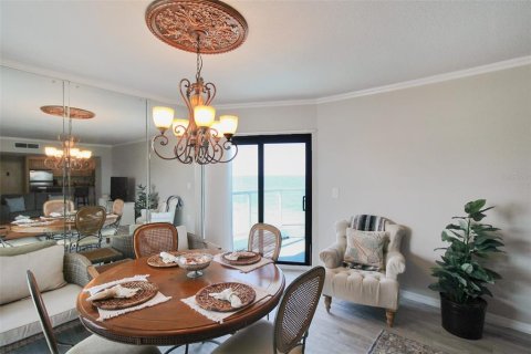 Condo in Longboat Key, Florida, 2 bedrooms  № 1829464 - photo 24