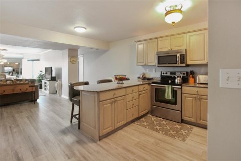 Condo in Longboat Key, Florida, 2 bedrooms  № 1829464 - photo 3