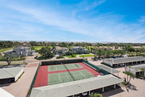 Condo in Longboat Key, Florida, 2 bedrooms  № 1829464 - photo 13