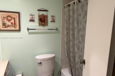 Condo in Lauderhill, Florida, 3 bedrooms  № 2086450 - photo 20