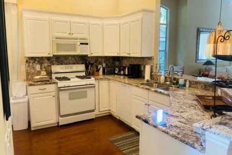 Villa ou maison à louer à University Park, Floride: 2 chambres, 149.48 m2 № 2299146 - photo 4
