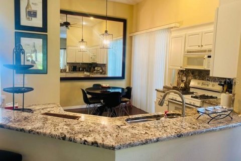 Villa ou maison à louer à University Park, Floride: 2 chambres, 149.48 m2 № 2299146 - photo 5