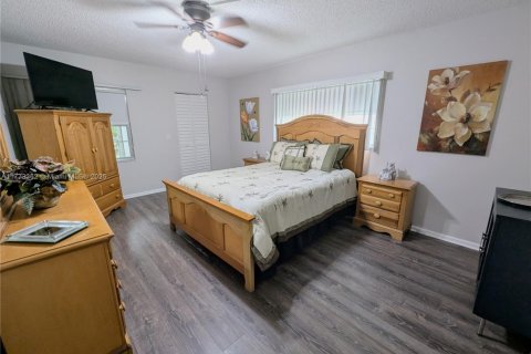 Condominio en venta en Pembroke Pines, Florida, 2 dormitorios, 108.32 m2 № 1611134 - foto 16