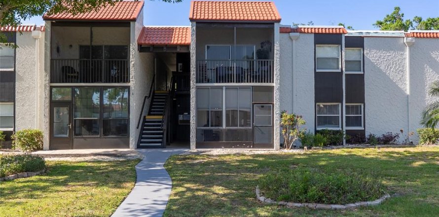 Condo in Sarasota, Florida, 2 bedrooms № 1662547