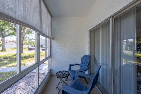 Condo in Sarasota, Florida, 2 bedrooms  № 1662547 - photo 16
