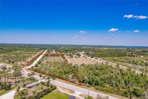 Land in Bokeelia, Florida № 1568433 - photo 19