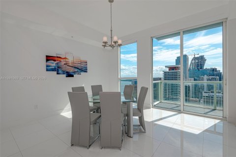 Condominio en venta en Miami, Florida, 3 dormitorios, 280.56 m2 № 2056758 - foto 10