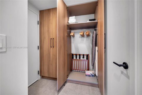 Copropriété à louer à Miami, Floride: 38.28 m2 № 2087799 - photo 28