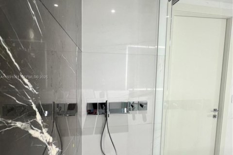 Снять в аренду кондоминиум в Майами, Флорида 1 спальня, 79.25м2, № 1989619 - фото 17