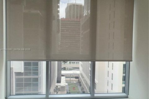 Снять в аренду кондоминиум в Майами, Флорида 1 спальня, 79.25м2, № 1989619 - фото 13