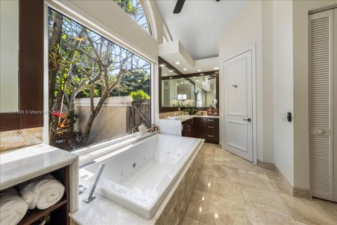 Купить виллу или дом в Бока-Ратон, Флорида 5 спален, 377.09м2, № 1957930 - фото 23