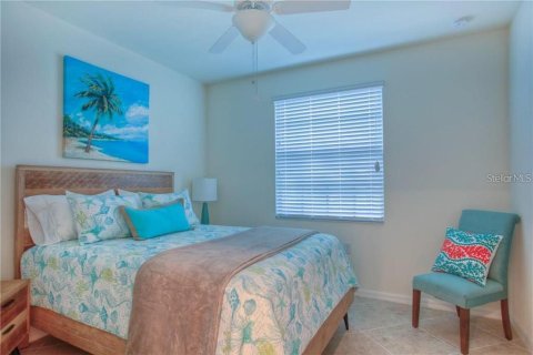 Condominio en alquiler en Lakewood Ranch, Florida, 2 dormitorios, 123.1 m2 № 1018455 - foto 18