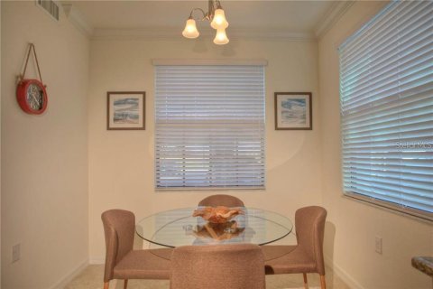 Condominio en alquiler en Lakewood Ranch, Florida, 2 dormitorios, 123.1 m2 № 1018455 - foto 12