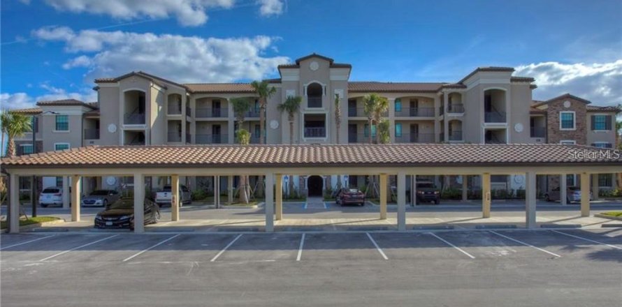 Condominio en Lakewood Ranch, Florida, 2 dormitorios  № 1018455