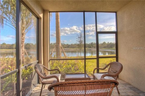 Condominio en alquiler en Lakewood Ranch, Florida, 2 dormitorios, 123.1 m2 № 1018455 - foto 4