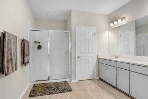 Townhouse in Wesley Chapel, Florida 3 bedrooms, 173.26 sq.m. № 1687053 - photo 6