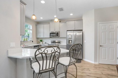 Townhouse in Wesley Chapel, Florida 3 bedrooms, 173.26 sq.m. № 1687053 - photo 16