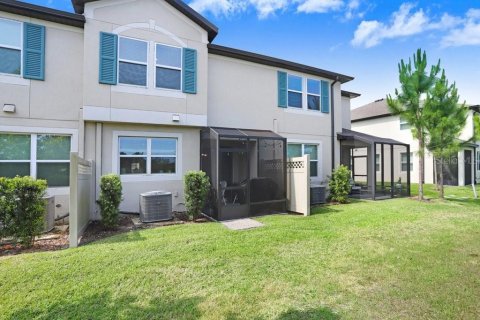 Townhouse in Wesley Chapel, Florida 3 bedrooms, 173.26 sq.m. № 1687053 - photo 17