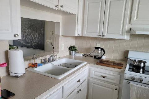 Copropriété à louer à Clearwater, Floride: 1 chambre, 81.29 m2 № 2416695 - photo 9