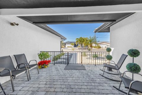 Villa ou maison à vendre à Treasure Island, Floride: 3 chambres, 217.02 m2 № 2220906 - photo 6