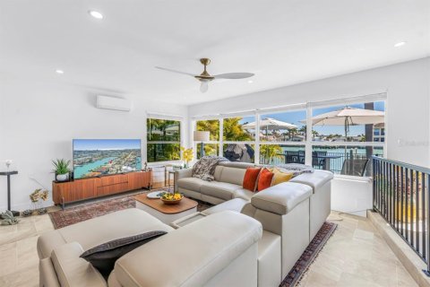 Villa ou maison à vendre à Treasure Island, Floride: 3 chambres, 217.02 m2 № 2220906 - photo 26