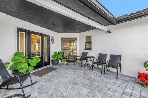 Villa ou maison à vendre à Treasure Island, Floride: 3 chambres, 217.02 m2 № 2220906 - photo 7