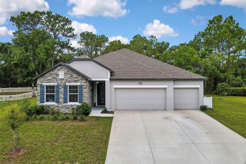 House in Homosassa, Florida 4 bedrooms, 212.37 sq.m. № 2206766
