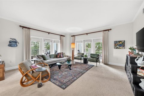 Condo in Orlando, Florida, 3 bedrooms  № 2212141 - photo 2