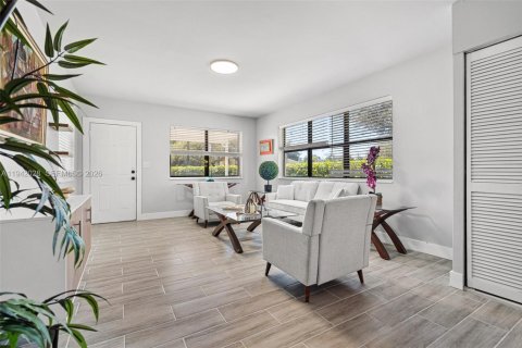 Immobilier commercial à vendre à Hollywood, Floride: 150.59 m2 № 1999037 - photo 14