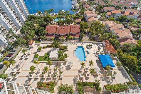 Condominio en venta en Aventura, Florida, 2 dormitorios, 135.64 m2 № 1987727 - foto 18