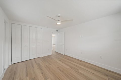 Condo in Longboat Key, Florida, 2 bedrooms № 2208050 - photo 22