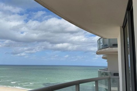 Condominio en venta en Sunny Isles Beach, Florida, 2 dormitorios, 139.07 m2 № 1811513 - foto 28