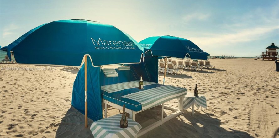 Condominio en Sunny Isles Beach, Florida, 2 dormitorios  № 1811513