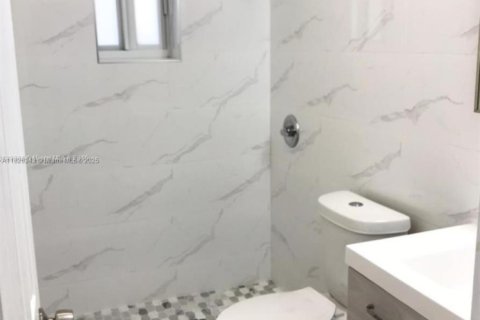 Casa en venta en North Lauderdale, Florida, 2 dormitorios, 92.9 m2 № 1794634 - foto 23